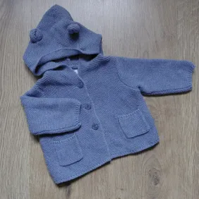 В'язана кофта