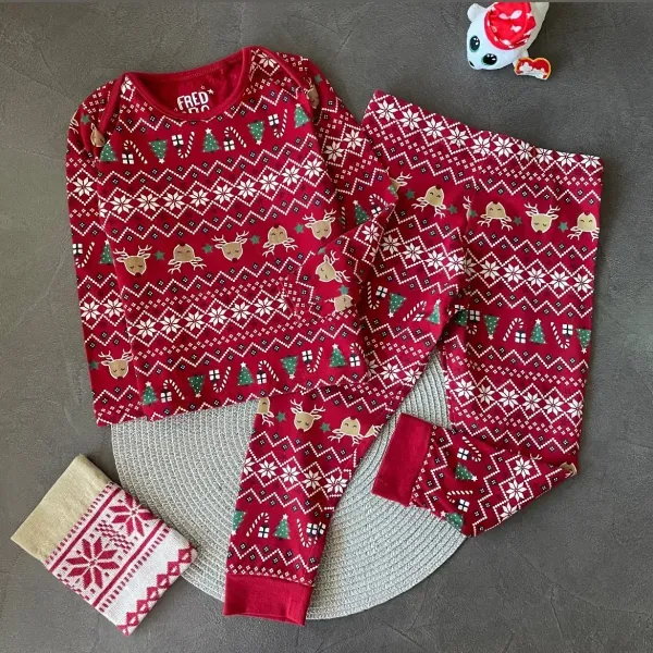 Новорічна піжамка