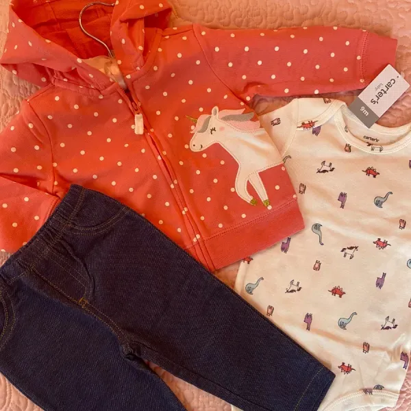 Комплект з бавовни з боді, штанців і кофти на блискавці, виробник Carter’s