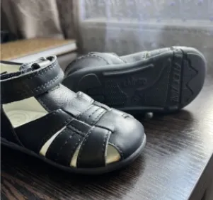 Дитячі босоніжки chicco