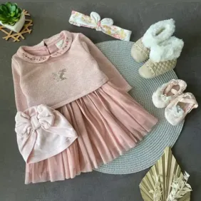 Плаття з аксесуарами для дівчинки
