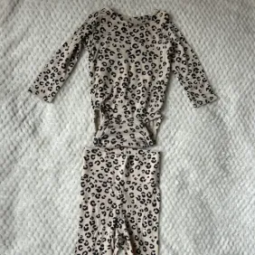 Костюм H&M