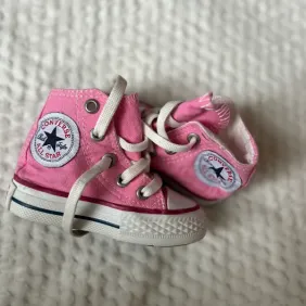 Рожеві кеди Converse